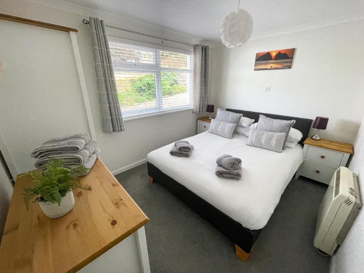 2 Chatsworth Riverscape Apartments - Peaceful Apartment In Great Location With Free Parking Overlooking The Gannel Just A Short Walk From Newquays Incredible Beaches And Local Amenities New Quay Exteriér fotografie